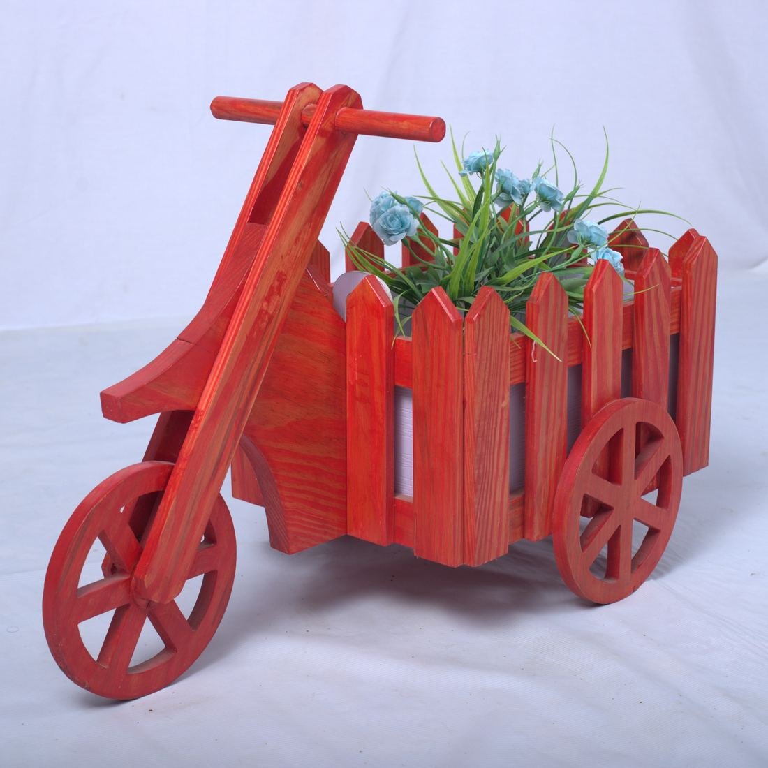 3 wheel decor photo 2
