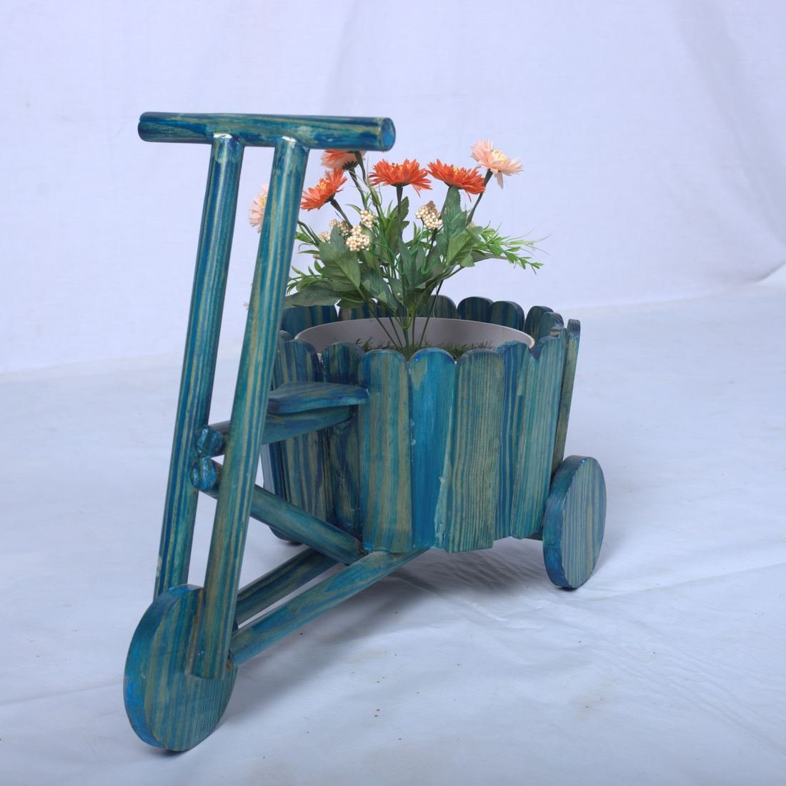3 wheel Planting Decor by Grains Home Pakistan