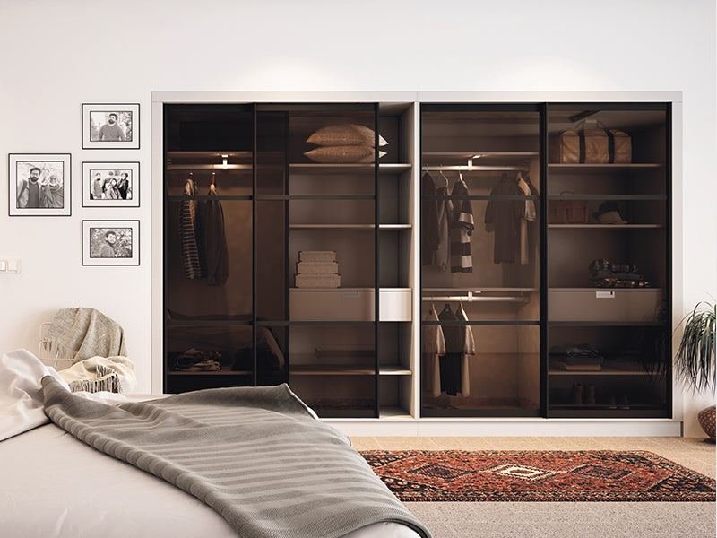 Dia Wardrobe photo 6
