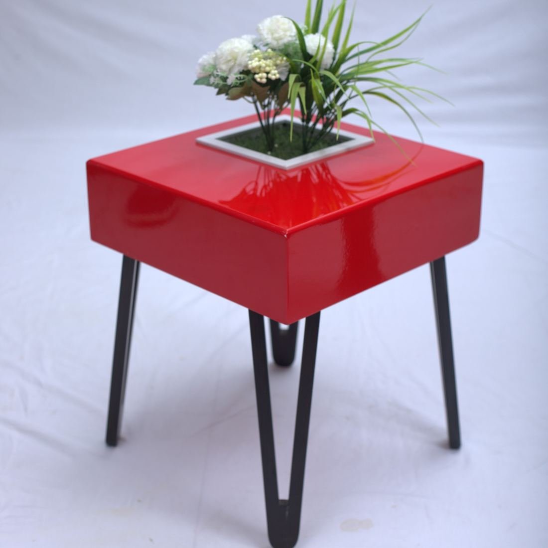 Flower Table photo 5