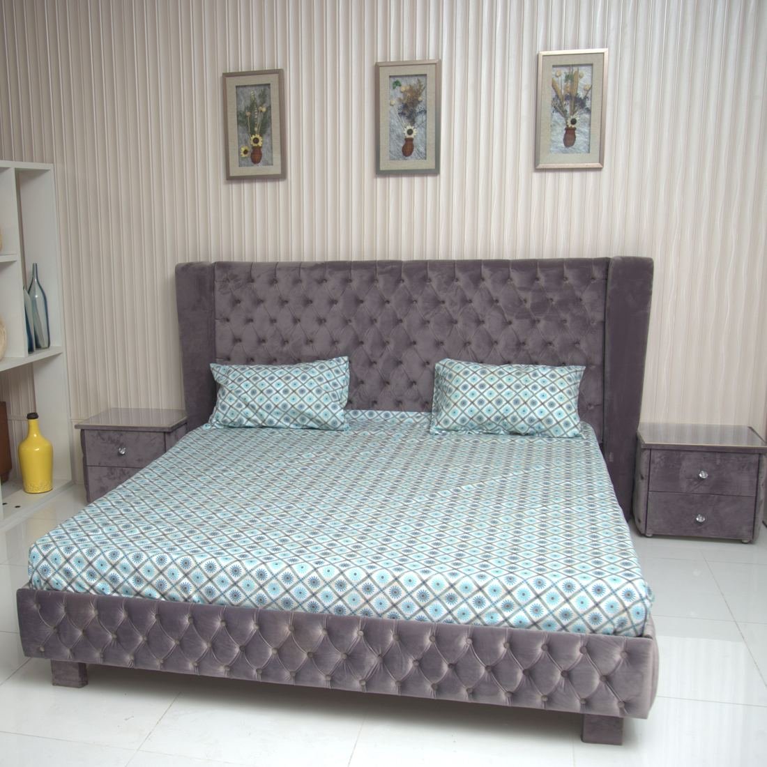 Rania Plush Velvet Bed photo 3